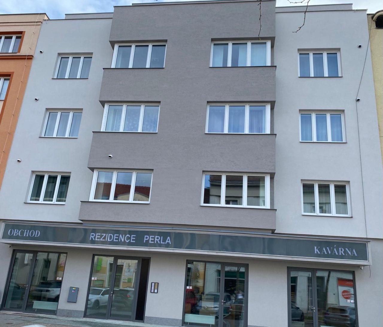 Perla Hradce 203 * Hradec Králové